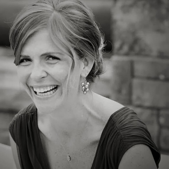 Meet your Posher, Sarah - Picture 1 of 1